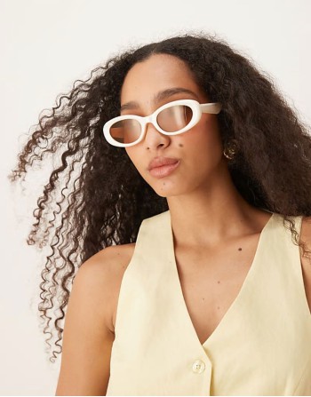 oval sunglasses in milky white